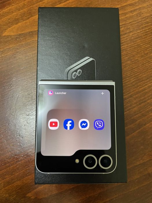 Samsung Galaxy Z Flip 6