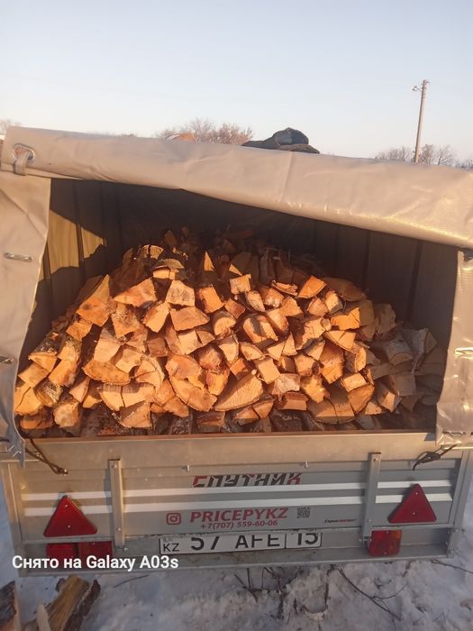 Продам дрова колотые доставка угля и прочие услуги.