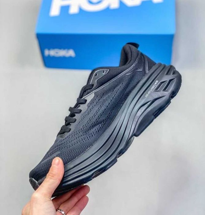 Нови мъжки маратонки Hoka ONE ONE Bondi 8 black размери 42,43