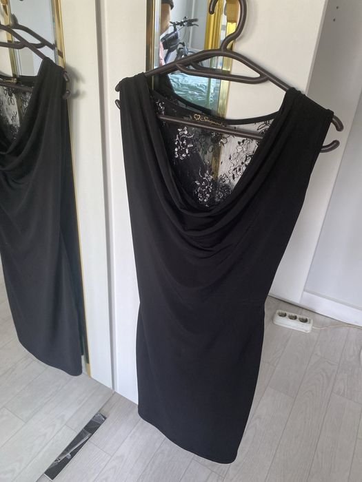 Маленькое черное платье