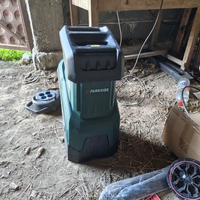 Не използвана дробилка за клони Parkside шредер