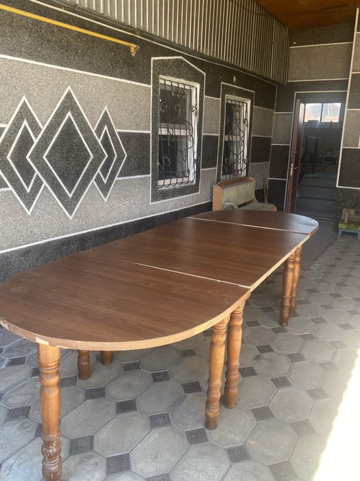 Продам стол из 3 частей