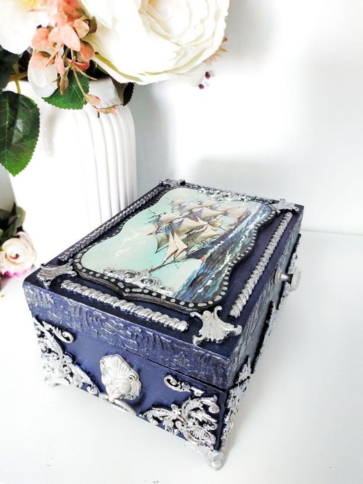 Шкатулка "Белые паруса"