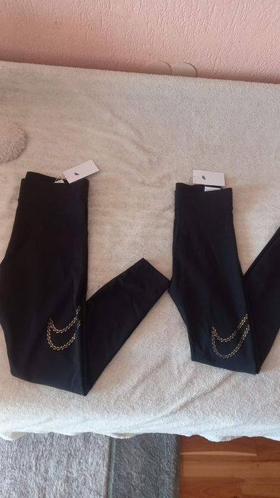 Дамски спортни клинове