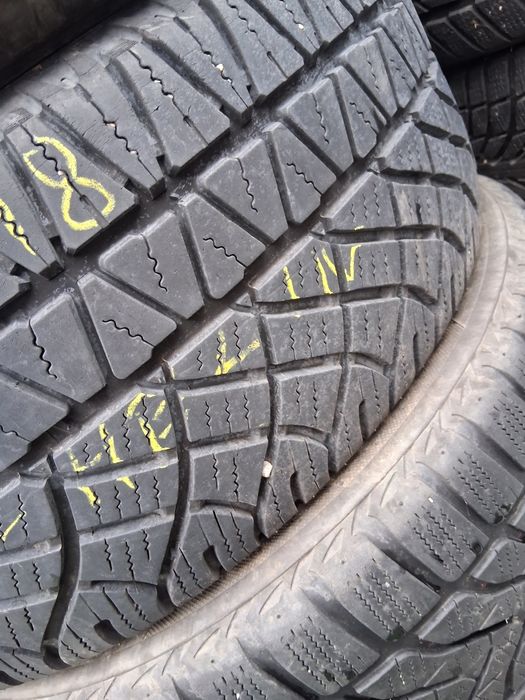 235 55 18 Michelin  2бр зимни