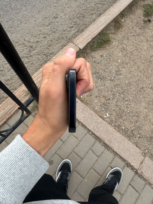 Продам iphone 16 128gb !
