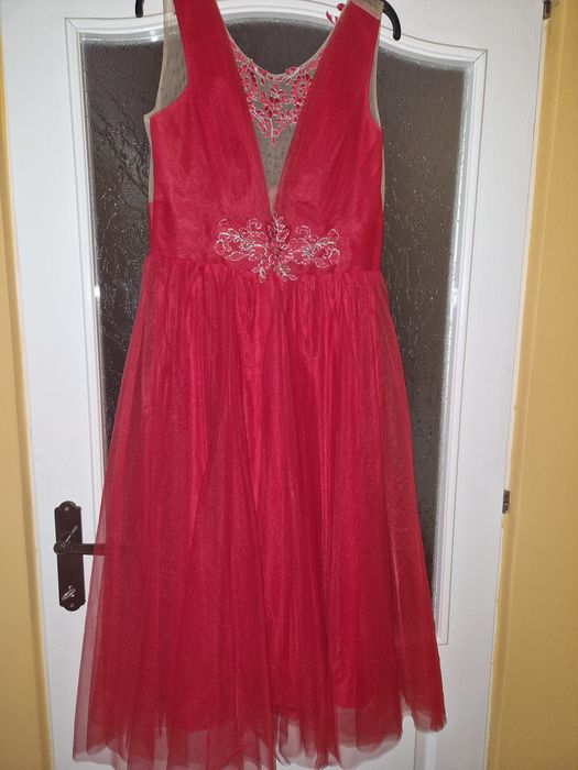 Rochie eleganta de culoare roșie