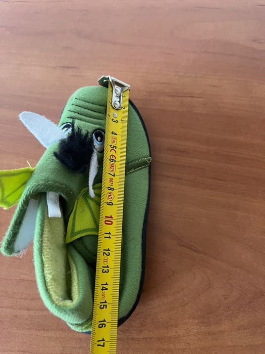 Маратонки Адидас и пантофки дракон