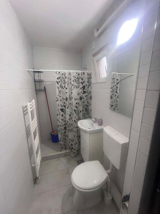 Începand cu 01.09 - Închiriez apartament in Blaj, str. Eroilor