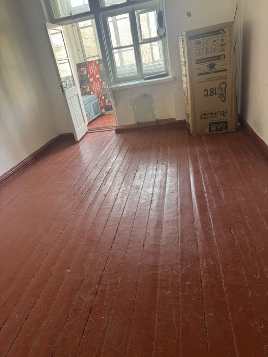 Продаётся 2 ком кв на Наваий