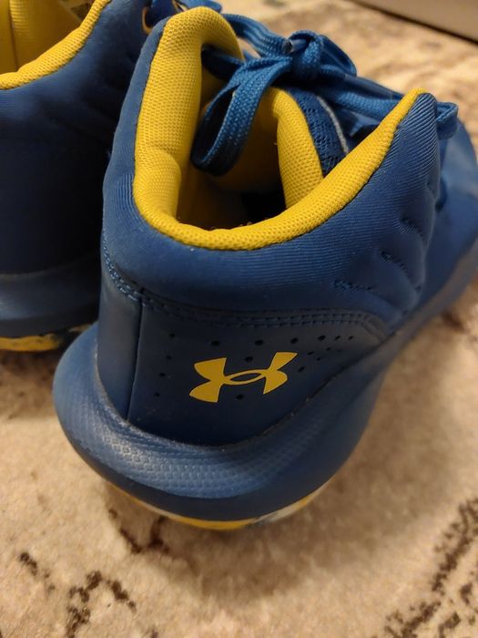 Маратонки за баскетбол Under Armour