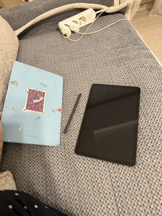 Продам планшет samsung Galaxy Tab S6 lite