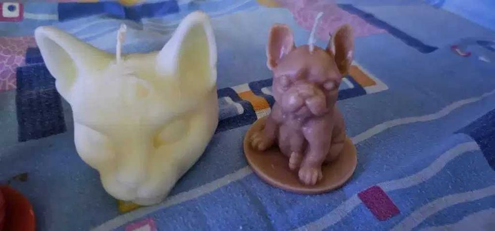 lumanare parfumata catel buldog francez sau pisica