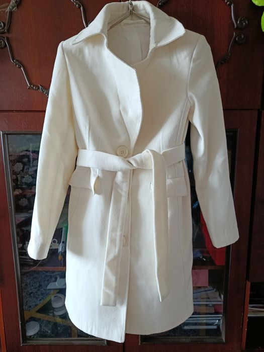 Продам недорого пальто