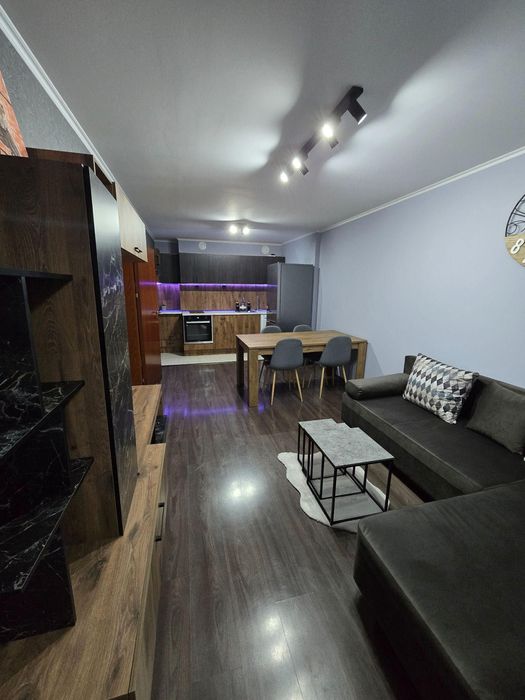 Дава се под наем Двустаен апартамент в София, Толстой - 56 кв.м за 608.43 € - Снимка #2