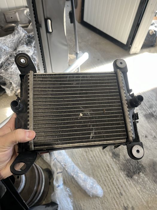 Малък радиатор бмв ф30 ф31 ф32 ф36 bmw f30 f31 f32 f36 335i 328i
