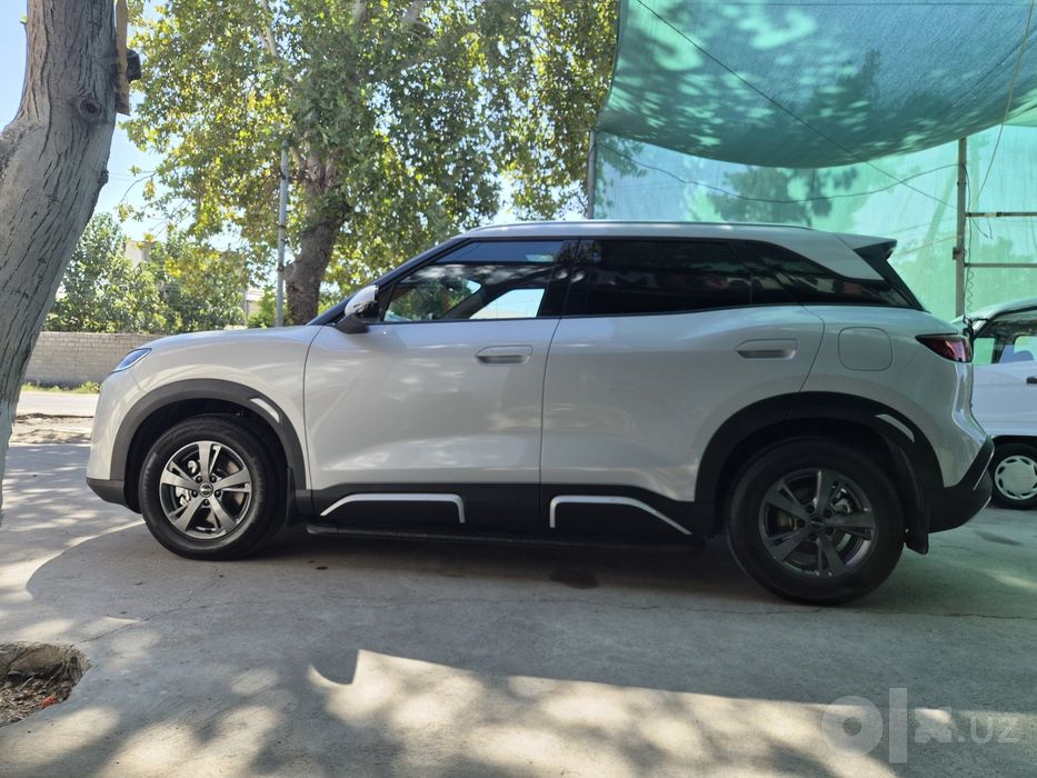 BYD Yuan Up DM-i 2026 — практически новая машина