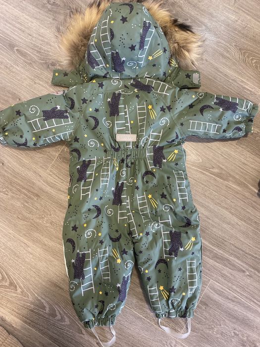 Продам детские зимние комбинезоны
