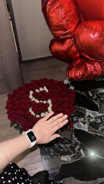 101 роза, свежий.