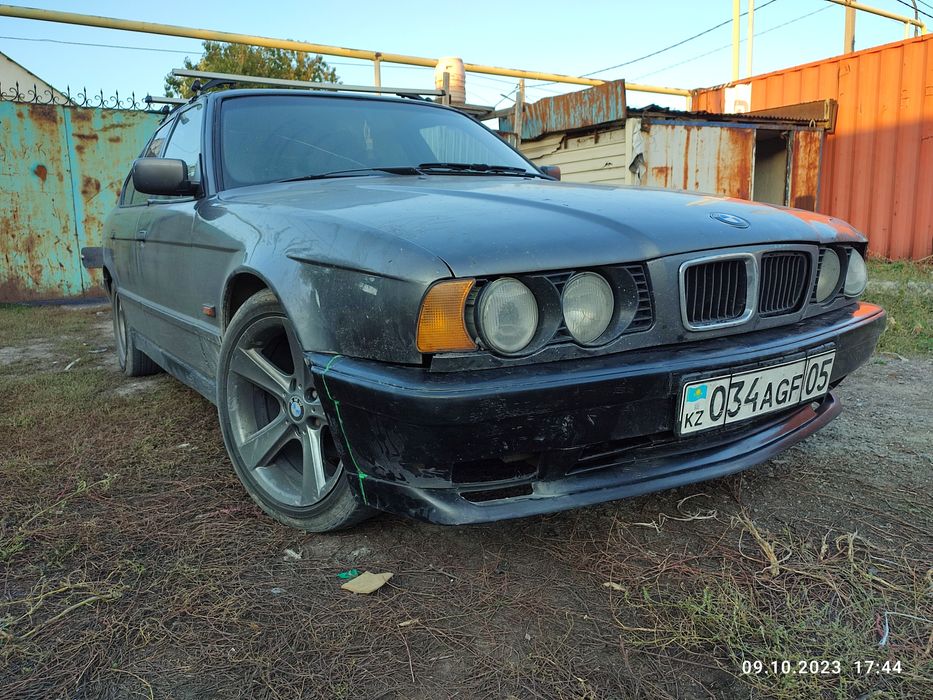 Бампер БМВ 34 мтех