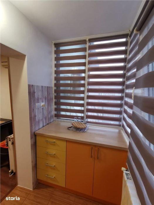 Girocului - 2 Camere - Decomandat - Amenajat -