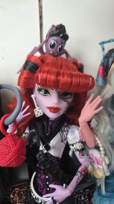 оперетта monster high