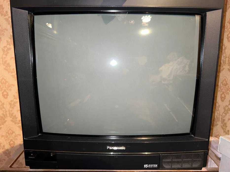 Продам почти новый ТВ. Японский оригинал. Почти не использовали.