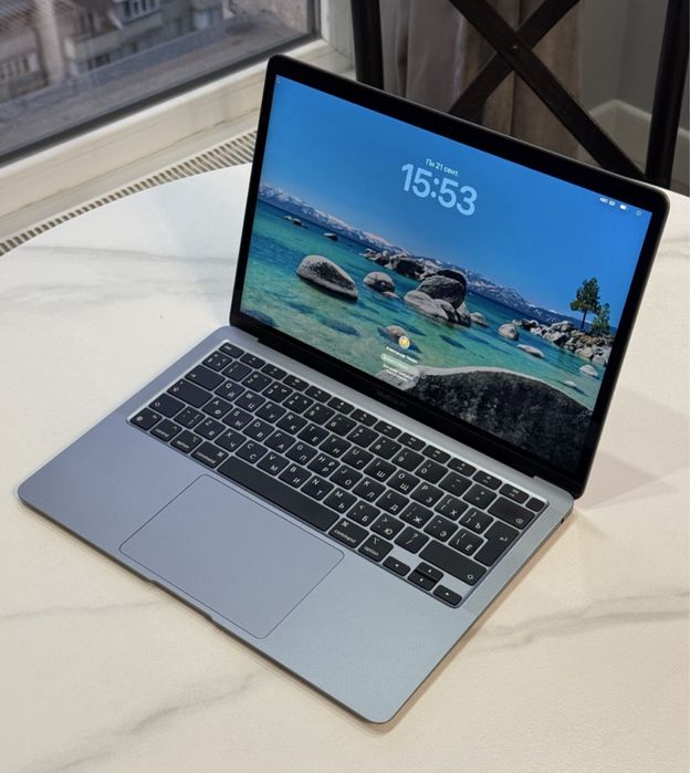 Продам Macbook 512 Gb
