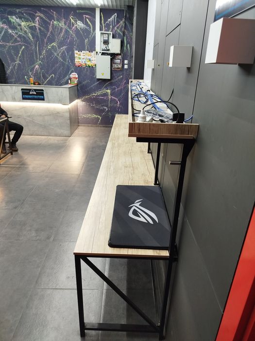 Computer stoli (LOFT)