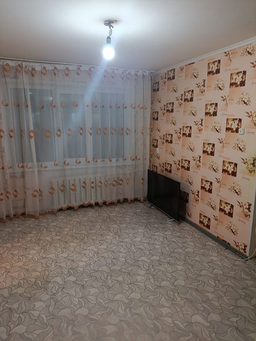 Сдам квартиру на 12 микрорайоне