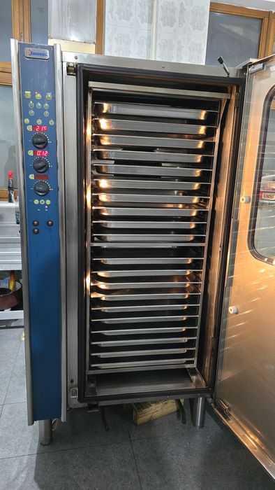Cuptor horeca profesional 20 de tavi