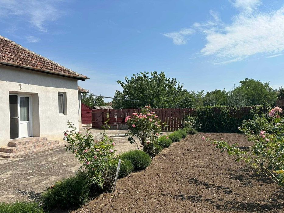 Casă de vânzare în orașul Curtici, județul Arad