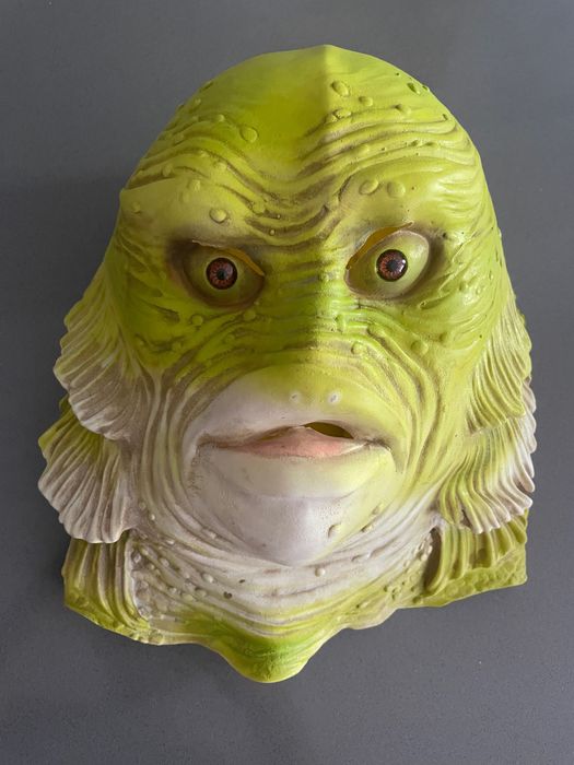 Маска на риба за Хелоуин