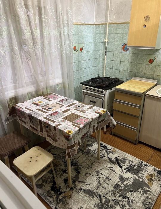 Продажа 2/1/2 орентир скорая помощ