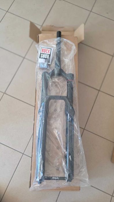 !! preti valabil 3 zile (pana 13.08)!! Rockshox ZEB 29, 170mm - NEW