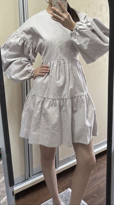 Платье короткое бежевый