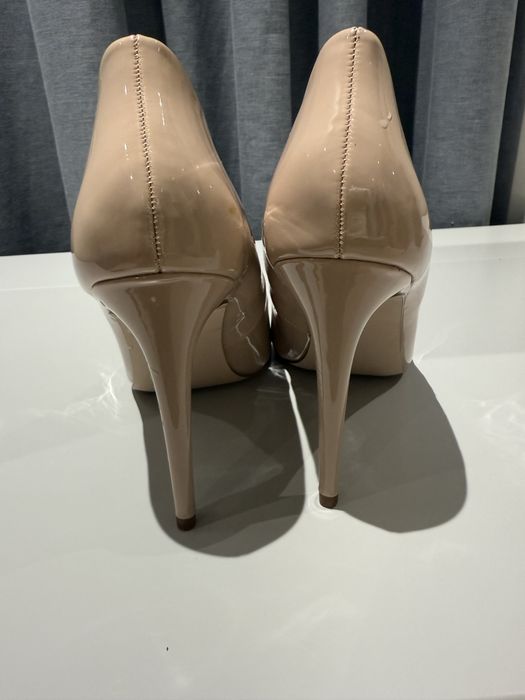 Pantofi cu toc Miss KG, marimea 39