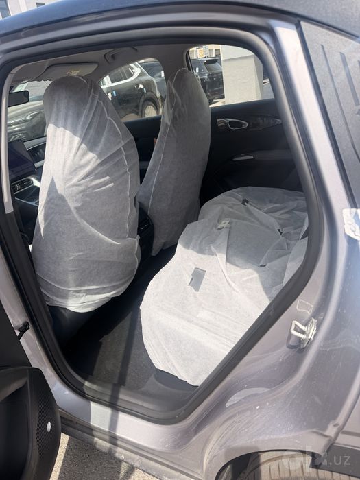 Geely ex2 ev 400 km