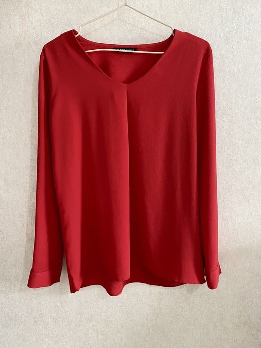 Разгрузка гардероба. 2000тг каждая.