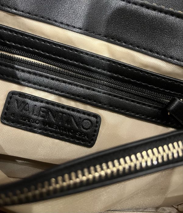 Уникална чанта Valentino