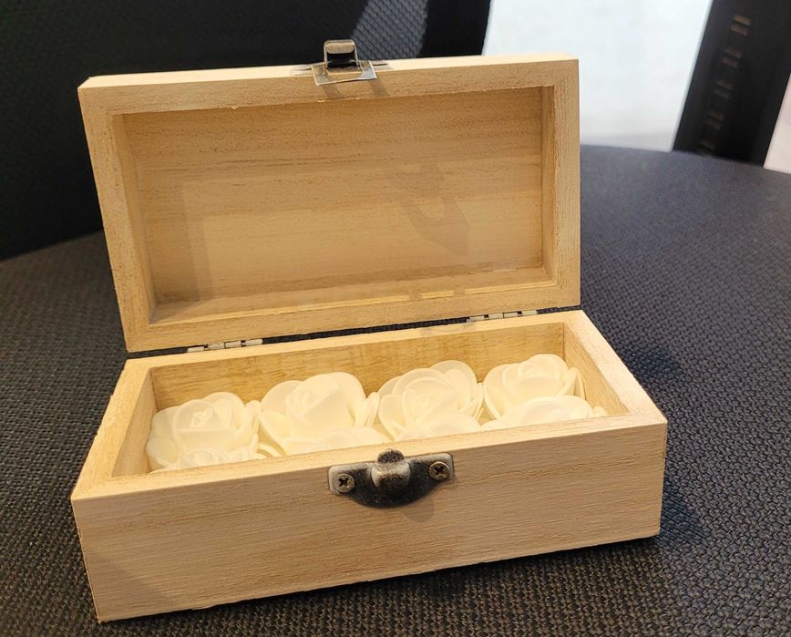 Кутия за сватбени халки