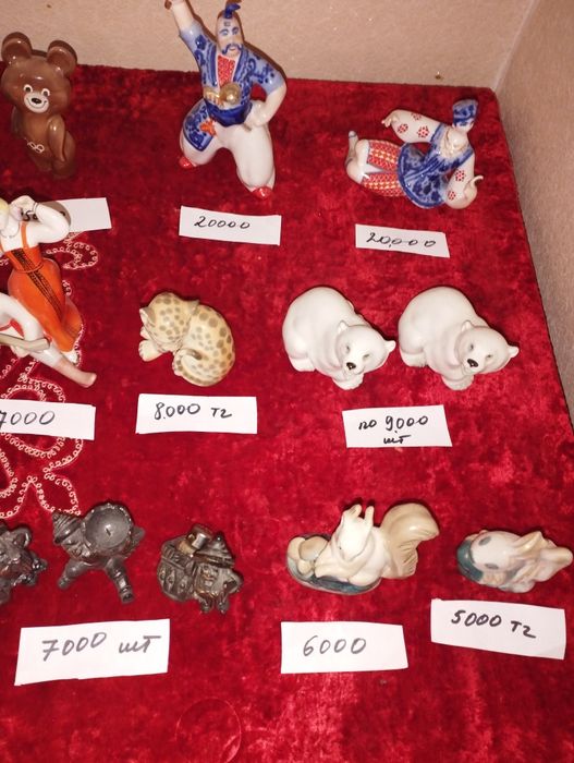 Продам статуэтки.