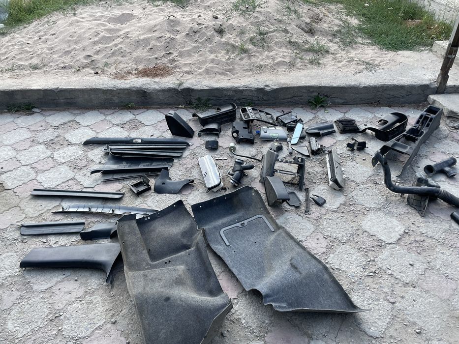 Запчасть для ниссан примера