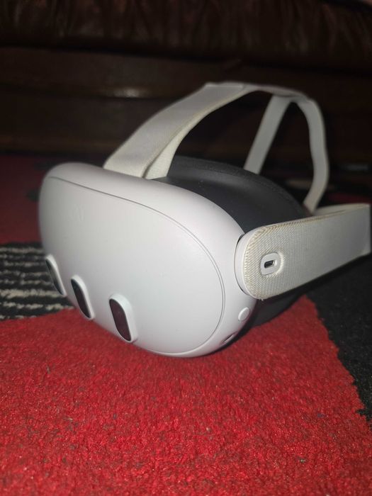 Vand meta quest 3 128gb ca nou, lentilele nu sunt zgariate sau arse