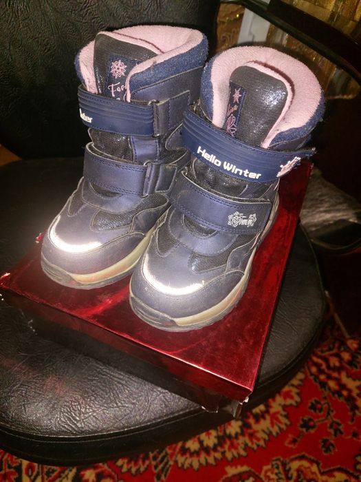 Сапоги зимние  очень  тёплые  и удобные