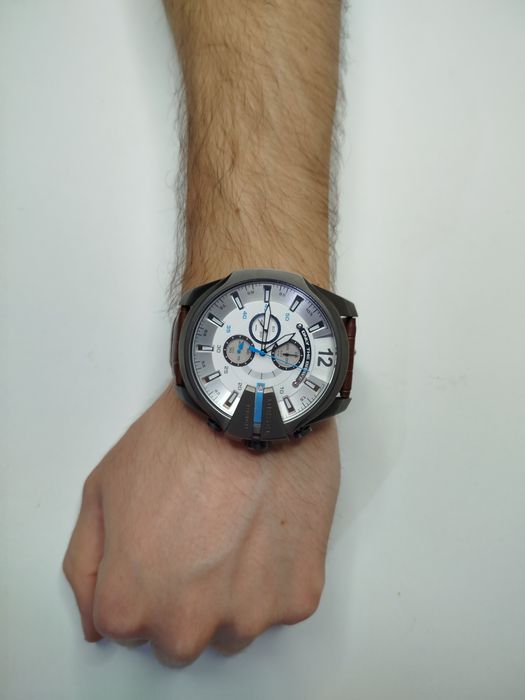 Оригинальные часы Diesel из серии Mega Chief