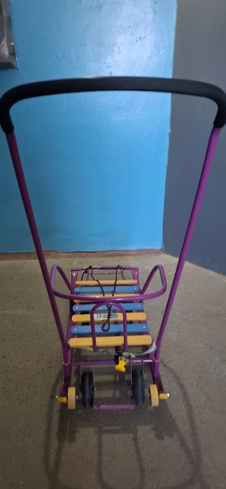 Продам санки детские