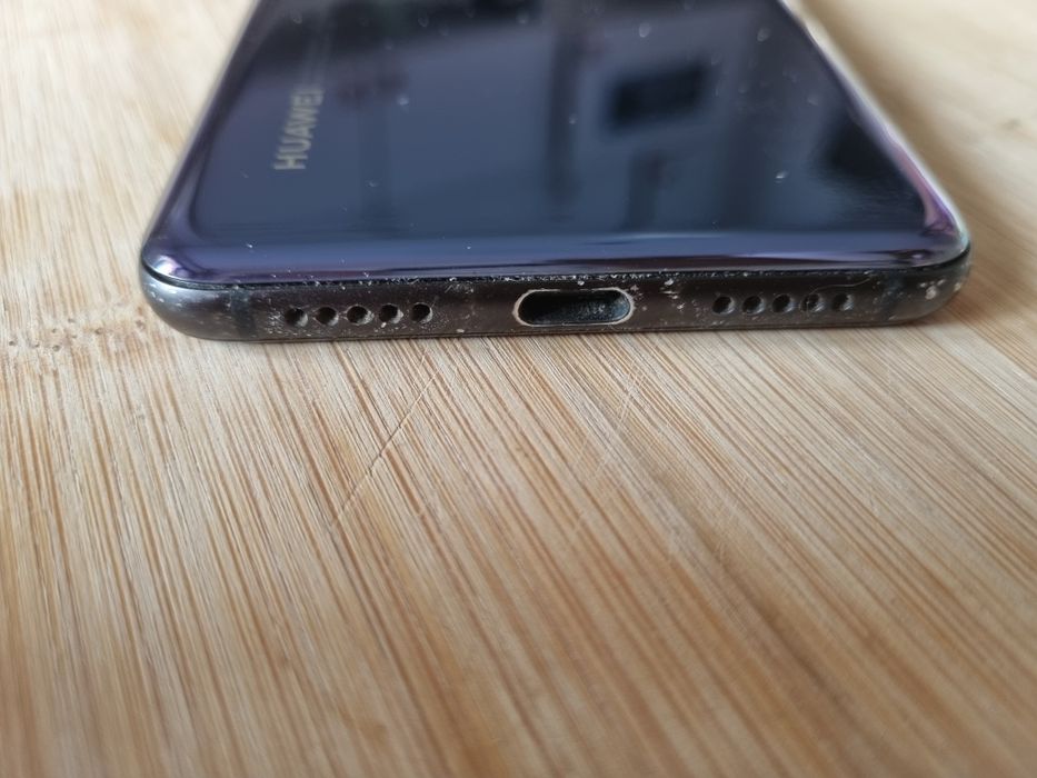 Huawei P20 Pro - отличен