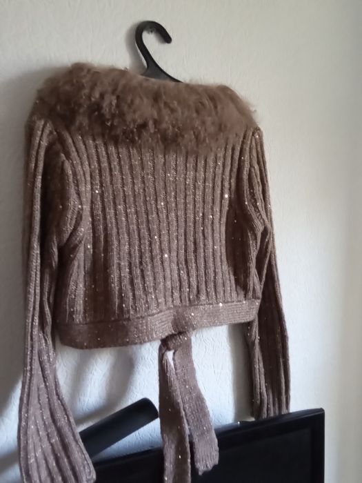 Шерстяная кофта-топ б.у. 2-3раза отличное состояние