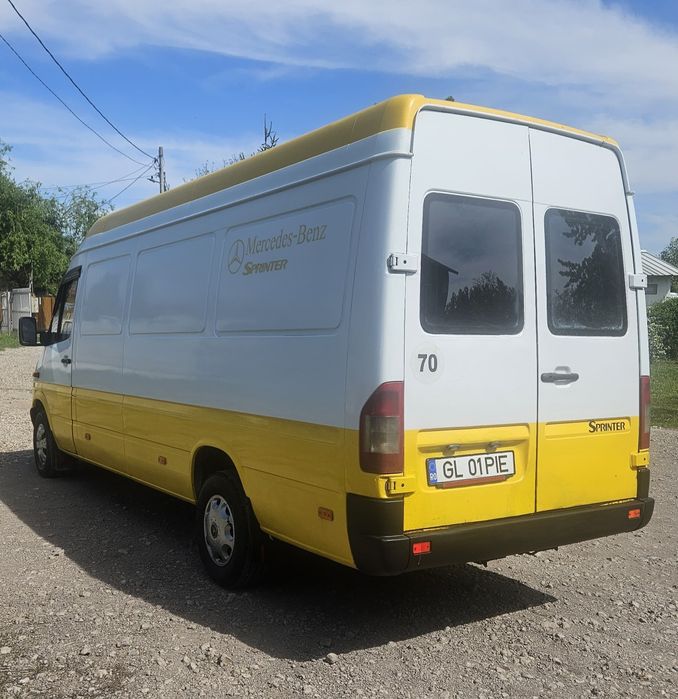 Vând Mercedes Sprinter